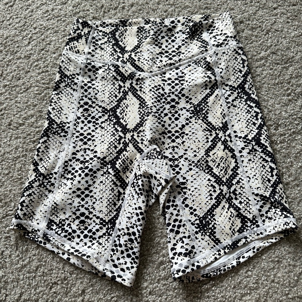 Vitality / Balance Athletics Ascend Rider Biker Short - Python